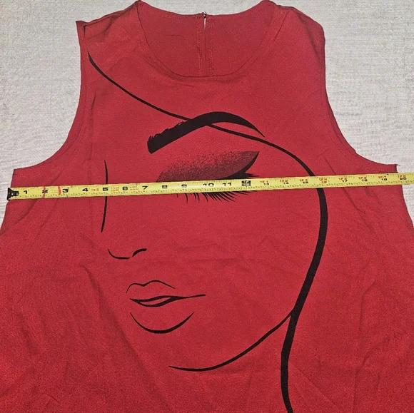SHEIN Red Sleeveless High-Low Tunic with Face Graphic - Picture 3 of 6